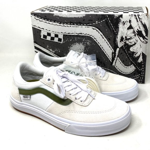 VANS Gilbert Crocket Shoes Women's Skate White Suede Low Sneakers VN0A5JIF133 - Picture 3 of 10